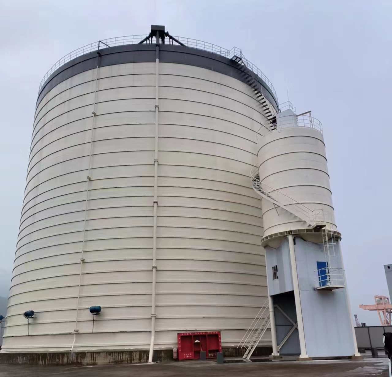 平塘10万吨水泥钢板库